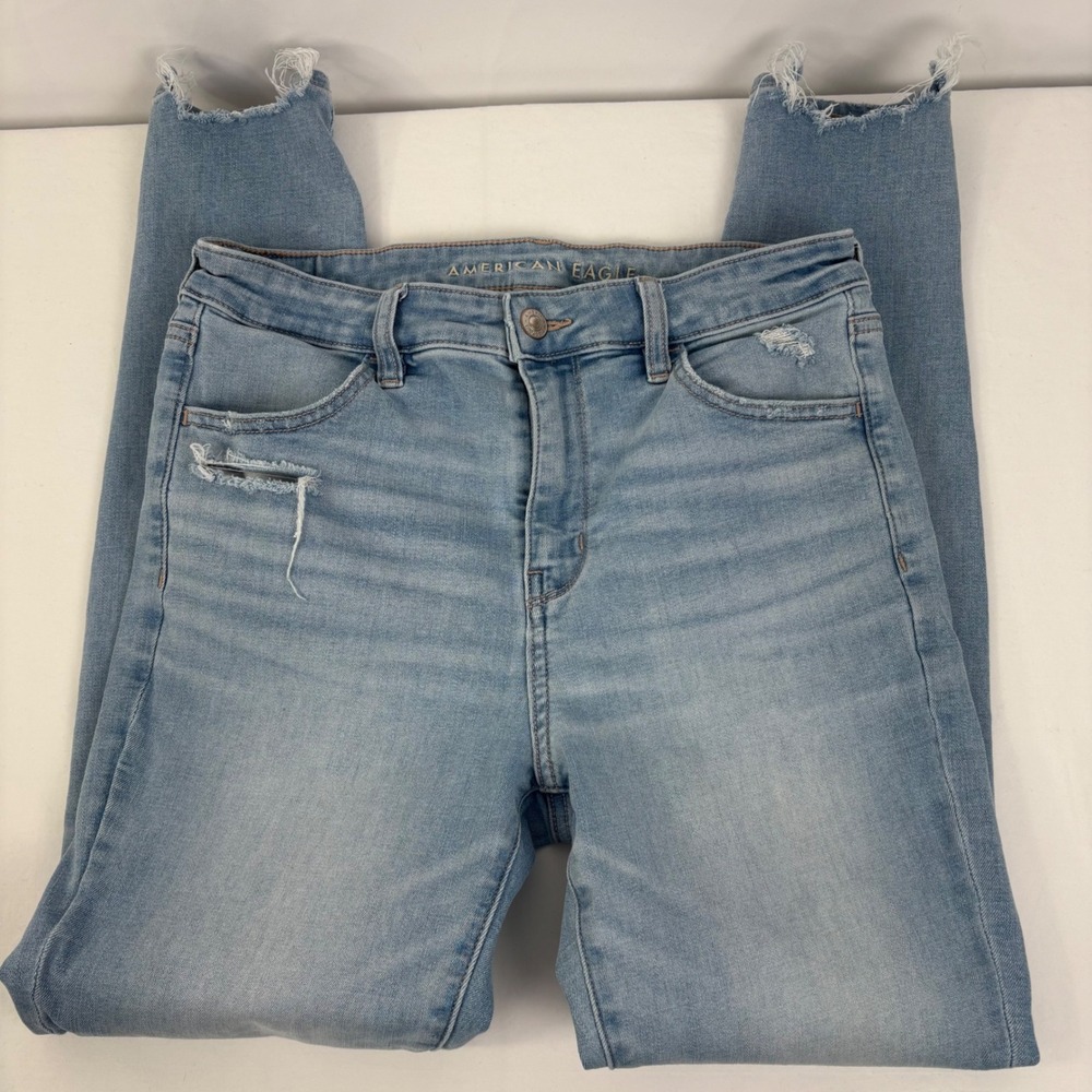 American Eagle High Rise Jegging Light Wash Distressed Frayed Hem Jeans Size 10 - Picture 4 of 11